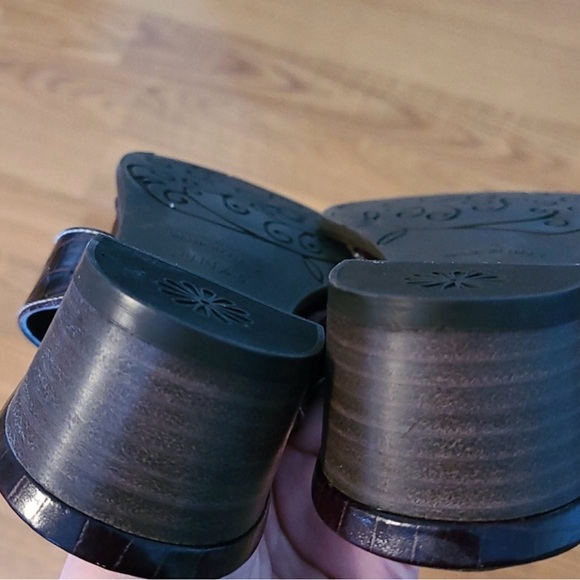 Brighton Women's Dark Brown Sandals with Silver Accents - Picture 4 of 8